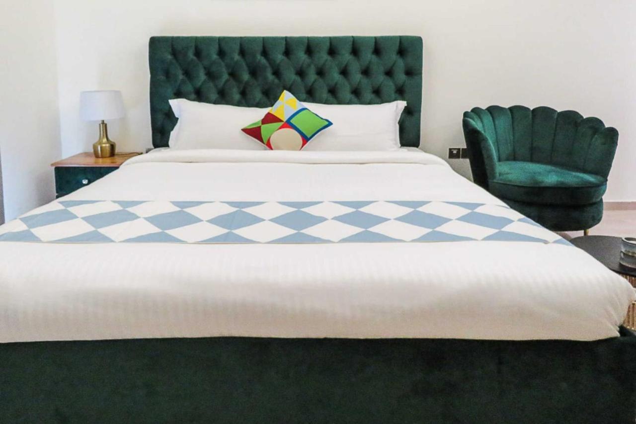 Oyo 860 Studio Apartment, Maya Tower 4, Jumeirah Village Triangle Ντουμπάι Εξωτερικό φωτογραφία